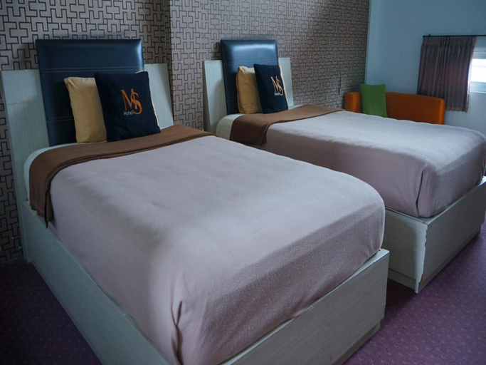 MS Hotel Ciwidey Room Type - Deluxe Twin Bed