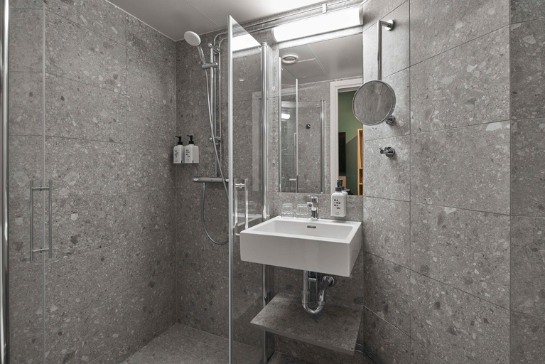 Bathroom 4, Scandic Lugnet, Falun