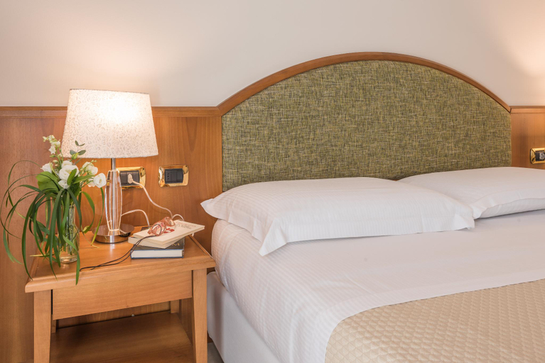 Bedroom 3, Albergo Villa Priula, Bergamo