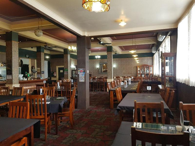 Food & Drinks 3, Northern Wairoa Hotel, Kaipara