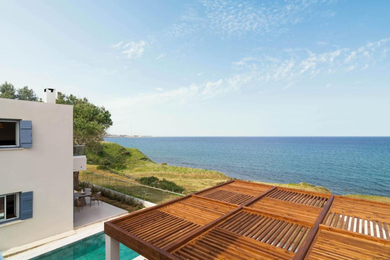 2, Villa Lara - Stylish Retreat with Beach Access