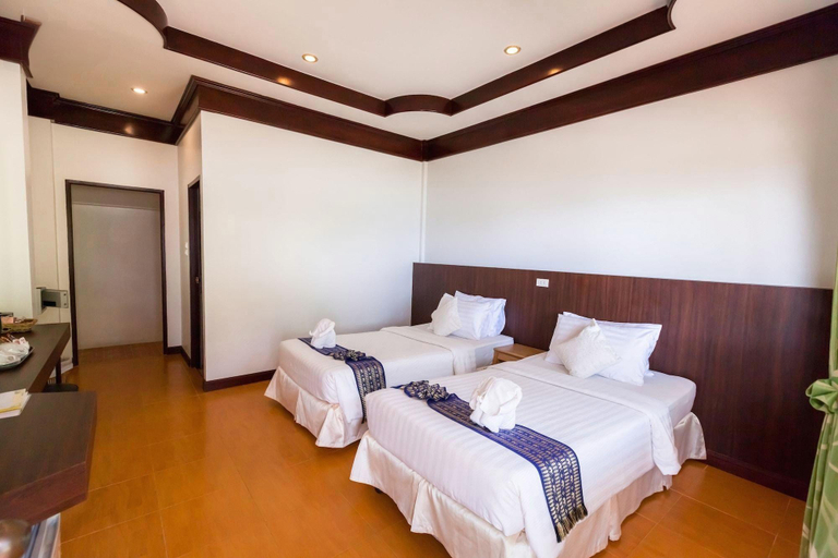 Bedroom 2, Chai Chet Resort, Koh Chang