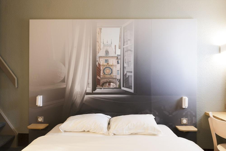 Bedroom 3, B&B HOTEL Toulouse Cite de l'Espace Mouchotte, Haute-Garonne