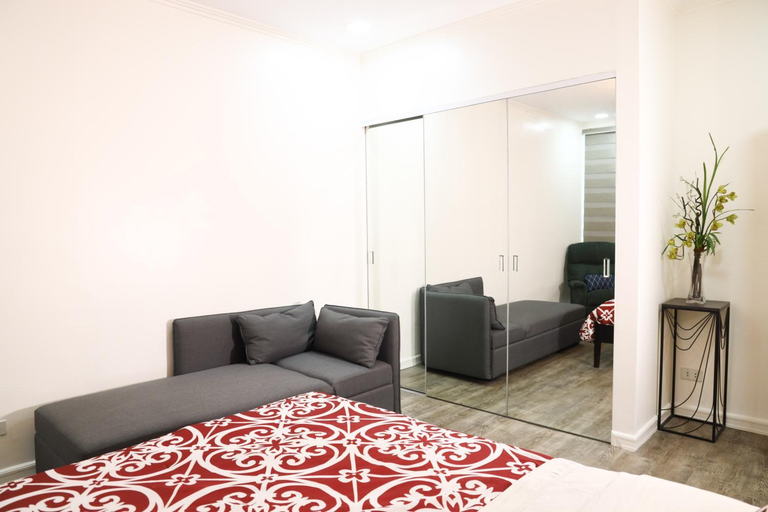 Bedroom 2, Home away from Home, Las Piñas