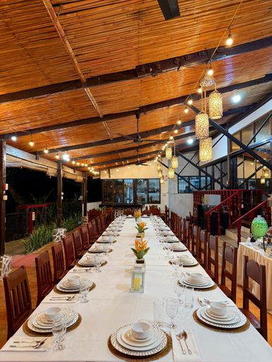 Food & Drinks 5, Doublegem Beach Resort and Hotel, El Nido