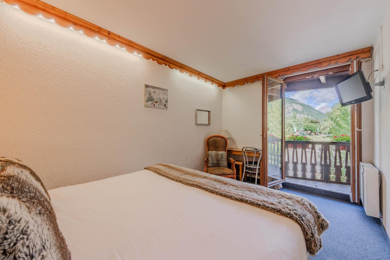 Bedroom 2, Logis Hôtel et Spa Le Christiania, Hautes-Alpes
