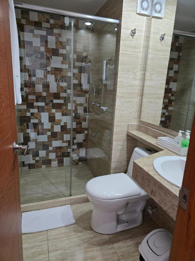 Bathroom 4, Hotel Bogotá Castellana 100, Santafé de Bogotá