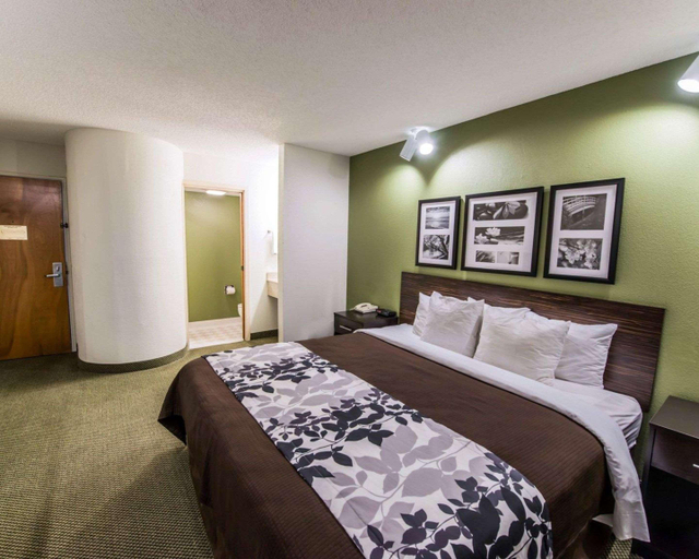 Bedroom 1, Sleep Inn Morganton, Burke