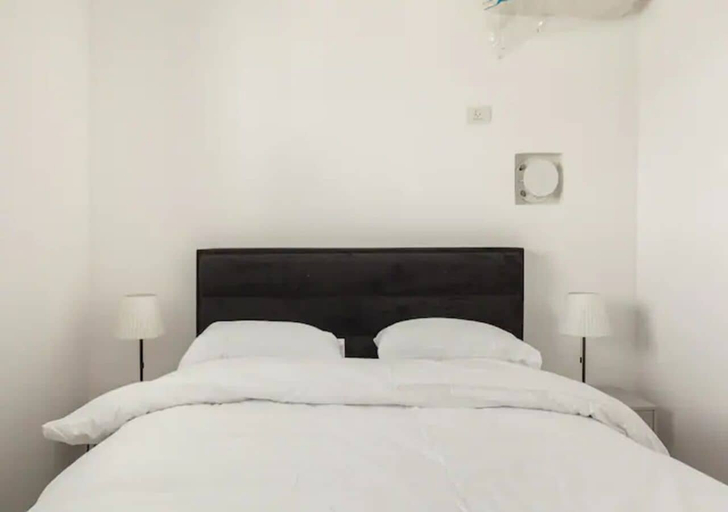 Room 5, Fresh 3BR APT 32 Floor See View Tower