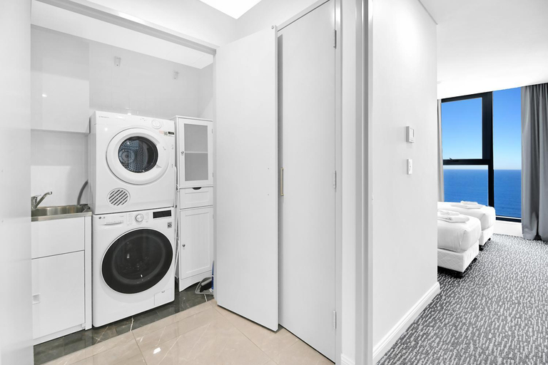 Bathroom 4, Serain Residences on 88 Esplanade Surfers Paradise, Gold Coast