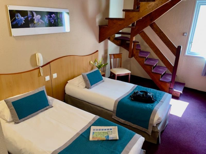 Bedroom 3, Hotel Saint Georges Lourdes, Hautes-Pyrénées