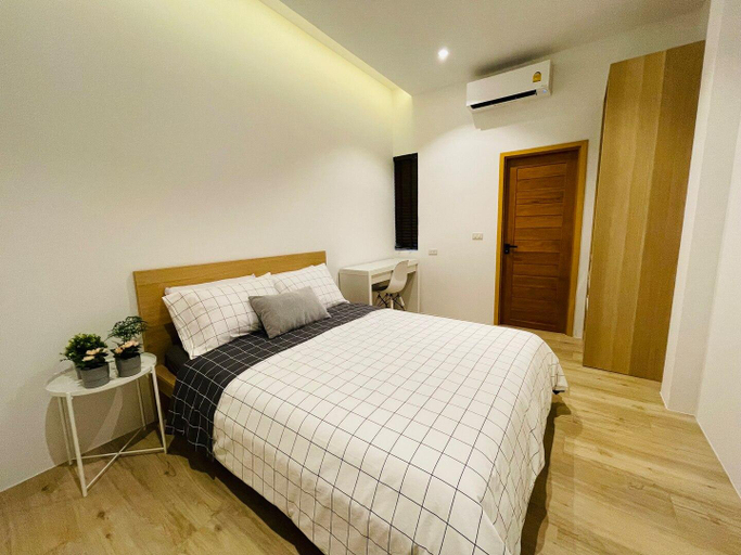 Bedroom 2, Khaoyai Peaceful 3bedroom villa with mountain view, Pak Chong