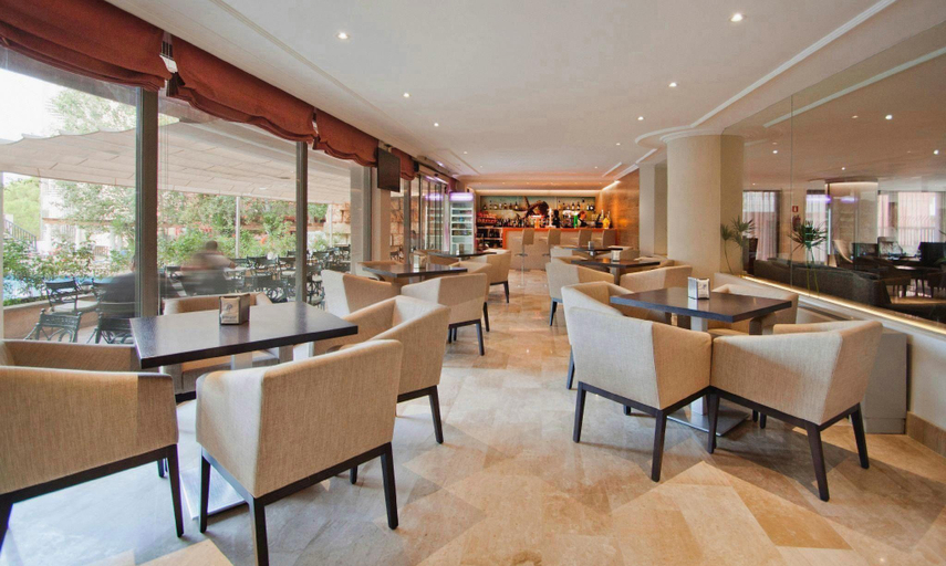 Food & Drinks 5, Hotel Ipanema Beach, Baleares
