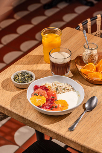 Food & Drinks 5, Ibis Styles Aix Les Bains Hotel, Savoie