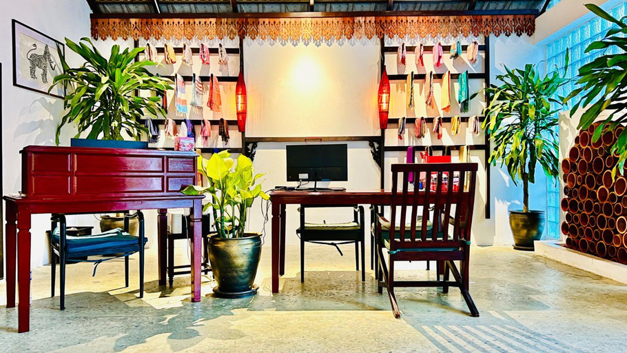 Public Area 4, Manyo Hotel and Resort, Luang Prabang