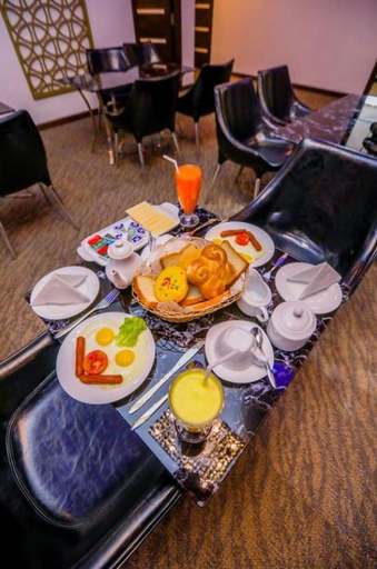 Food & Drinks, Huddle, Nuwara Eliya