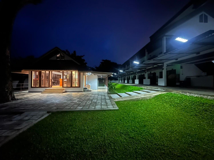 Exterior view 2, De Hom Hotel Mae Hong Son, Muang Mae Hong Son