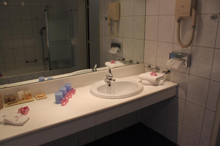 Bathroom 5, Egnatia City Hotel & Spa, East Macedonia and Thrace