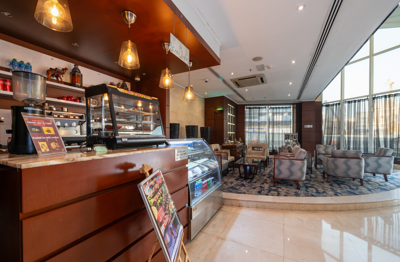 Food & Drinks 5, Howard Johnson by Wyndham Bur Dubai, Dubai