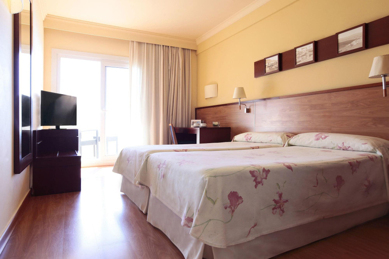 Bedroom 3, Prestige Victoria, Girona