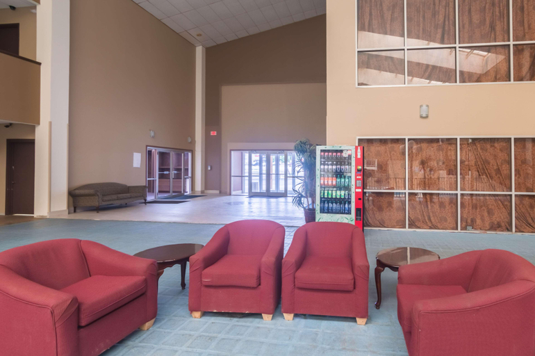 Public Area 2, Motel 6 Snyder, TX, Scurry