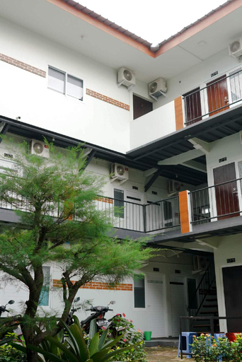Exterior & Views 2, Puspiptek Residence Syariah, South Tangerang