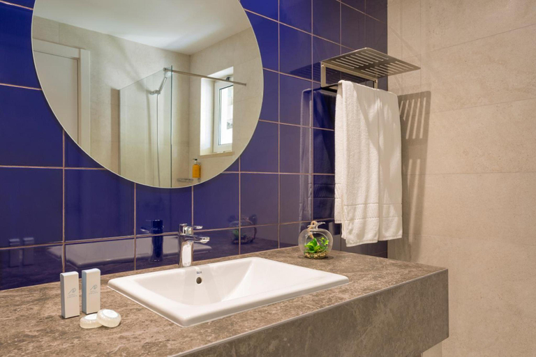 Bathroom 5, AP Adriana Beach Resort, Albufeira