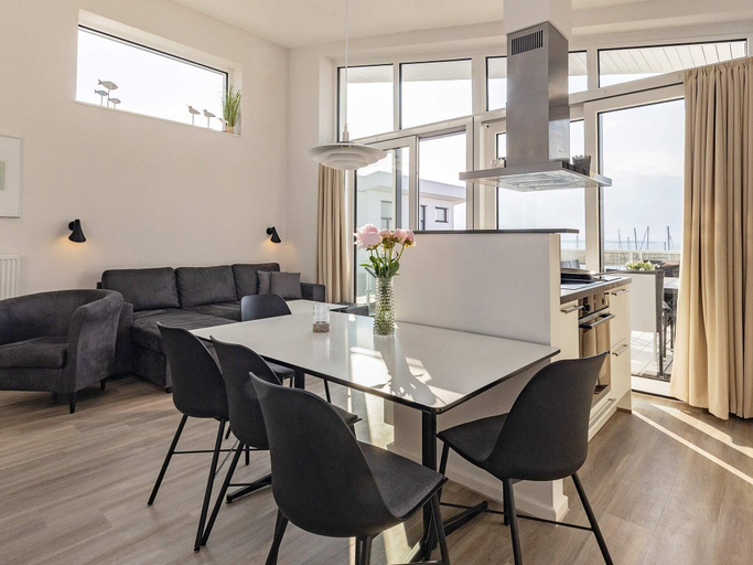 Others 5, Penthouse apartment at Marina Wendtorf, Plön