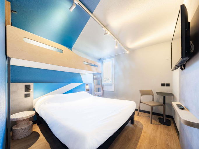 Bedroom 2, ibis Béziers Est Méditerranée, Hérault
