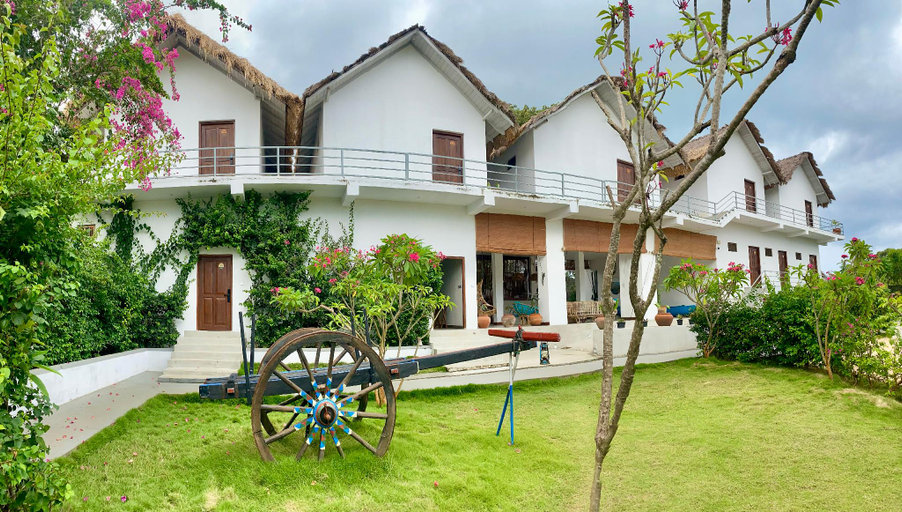 Exterior & Views 2, Oruwa Boutique Villas, Pothuvil