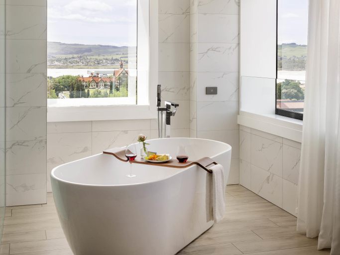 bathroom 5