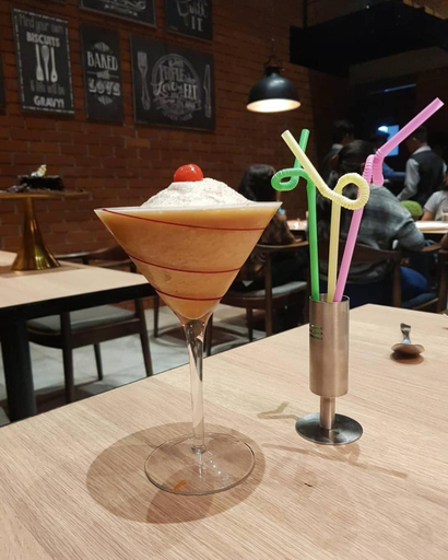 Food & Drinks 5, Weekend Address, Surat