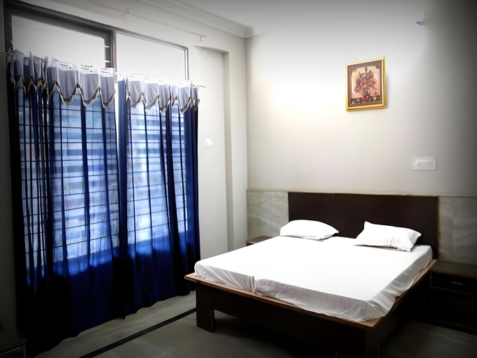 Bedroom 3, Hotel Blue Heaven, Agra