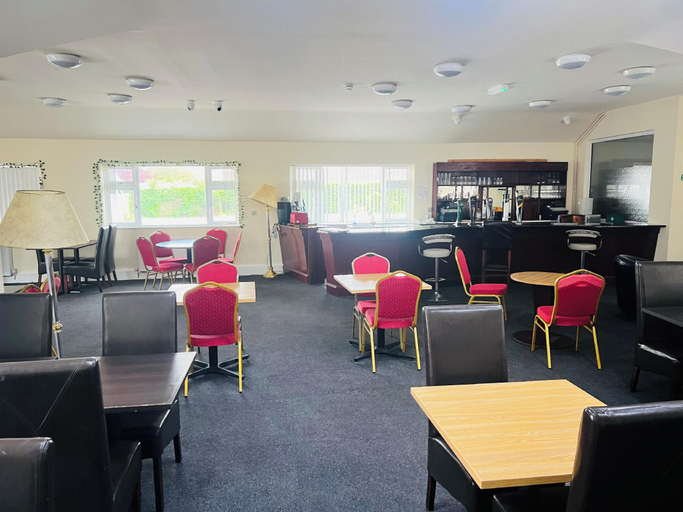 Food & Drinks 4, The Premier Hotel, Lincolnshire