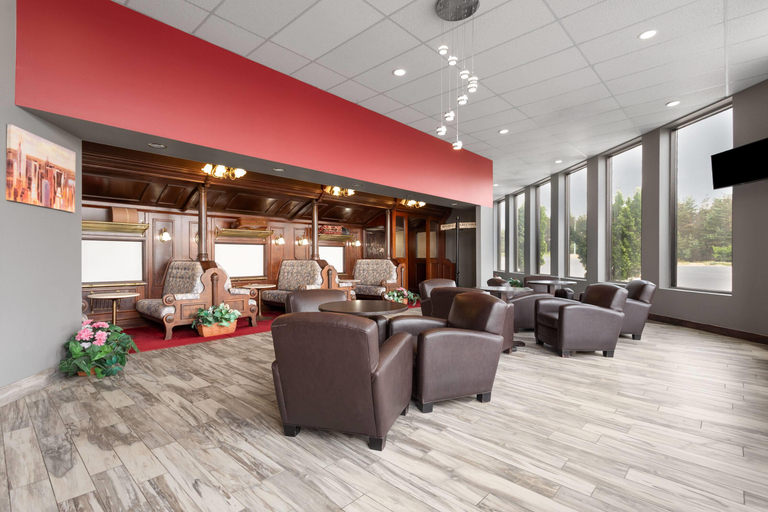 Public Area 2, Ramada By Wyndham Lindsay, Kawartha Lakes
