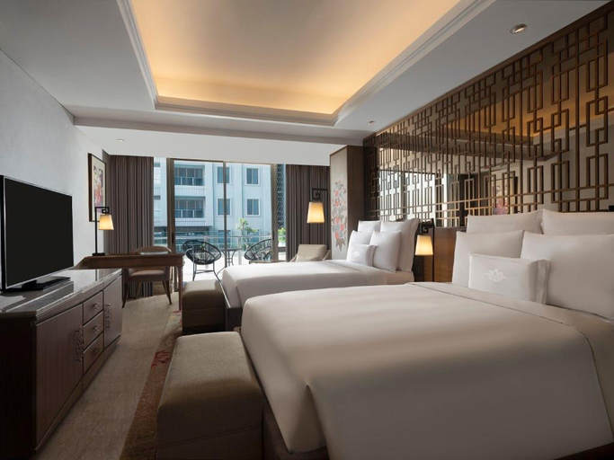 Hotel Tentrem Semarang - Bedroom