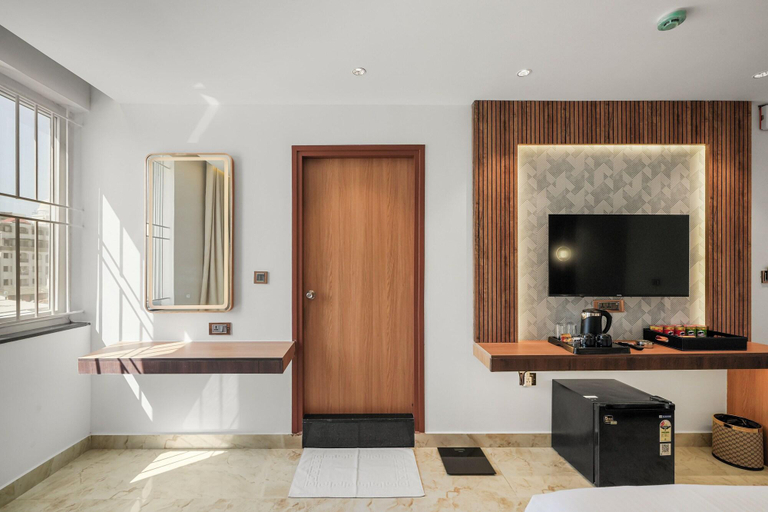 Bathroom 4, Hotel Grand Kasturi, Bangalore