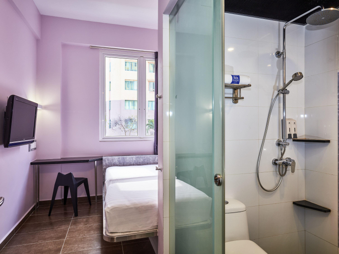 Bathroom 5, ibis budget Singapore Vanda, Singapore