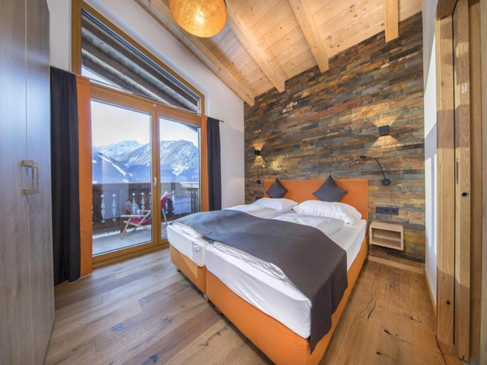 Bedroom 3, Chalet Stay near Krimml Waterfalls, Zell am See