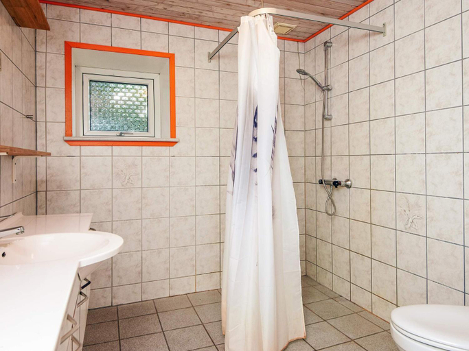 Bathroom 3, person holiday home in Bredebro-By Traum, Tønder
