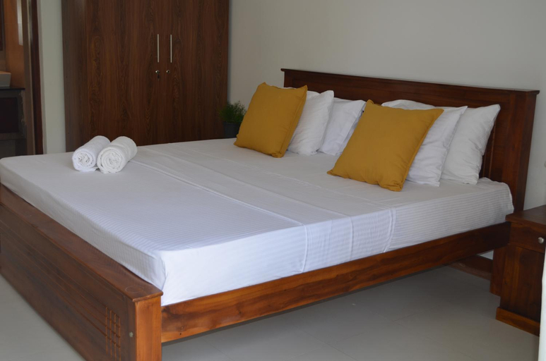 Bedroom 2, Silina Airport Residence, Katana