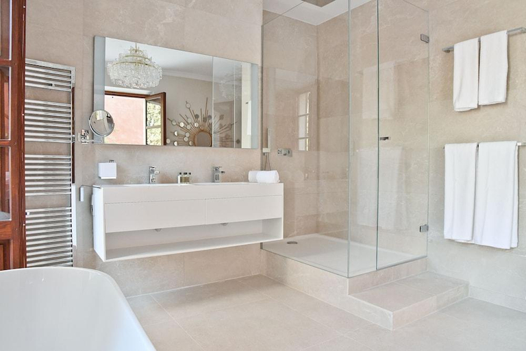 Bathroom 5, Palacio can Marques, Baleares