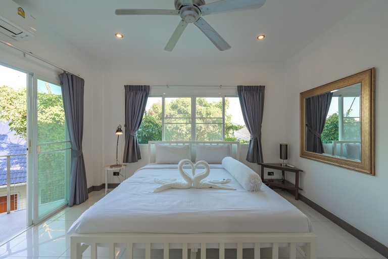 Room 4, 4BR With PoolTable Near Rawai Beach V161, Phuket Island