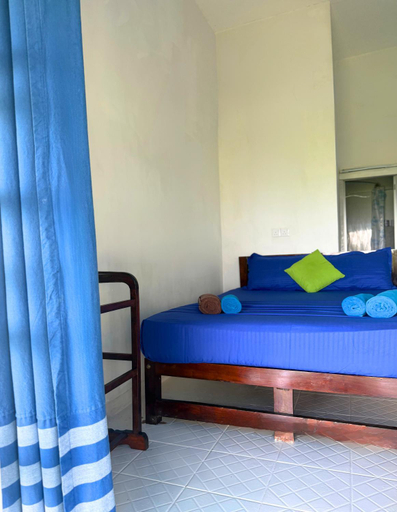 Bedroom 3, Shore Beach Villa, Habaraduwa