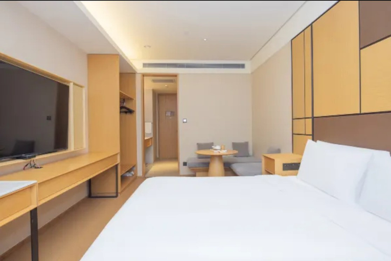 Bedroom 3, Ji Hotel (Shanghai The Bund Tiantong Road), Shanghai