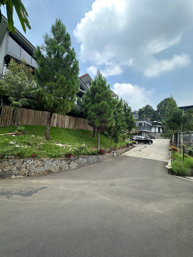 Exterior & Views 4, Highlanders Resort, Bogor