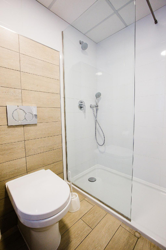Bathroom 5, AX Seashells Resort, Saint Paul's Bay