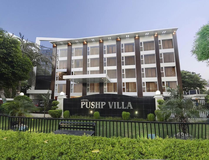 Exterior & Views 2, Hotel Pushpvilla, Agra