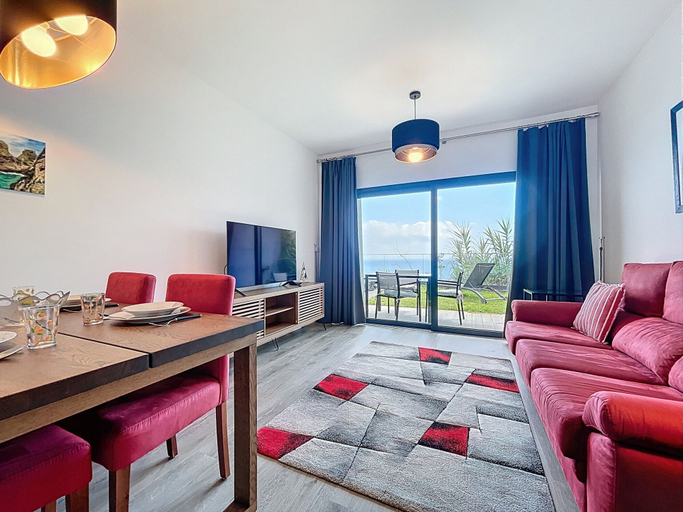 Room 3, Cliff Ocean Apartment by Atlantic Holiday, Santa Cruz