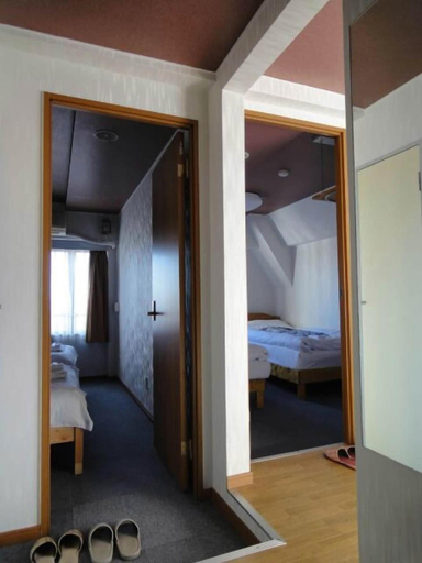 Bedroom 2, Soho Asakusa Hotel, Taitō
